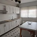 Vivienda Amplia Y Luminosa A Escasos Metros De La Playa De Cangas. Lägenhet Cangas do Morrazo