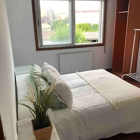Apartmán Vivienda Amplia Y Luminosa A Escasos Metros De La Playa De Cangas. Cangas do Morrazo