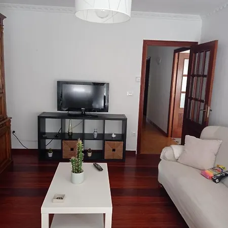 Apartmán Vivienda Amplia Y Luminosa A Escasos Metros De La Playa De Cangas. Cangas do Morrazo