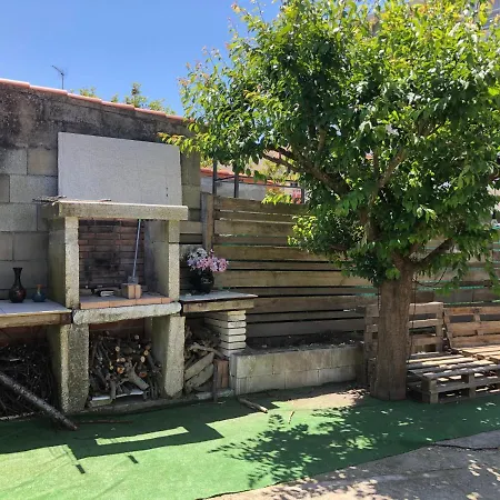 Vivienda Amplia Y Luminosa A Escasos Metros De La Playa De Cangas. Apartmán Cangas do Morrazo